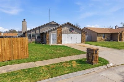 /international/us/14209-e-37th-place-tulsa-ok-110106764764/