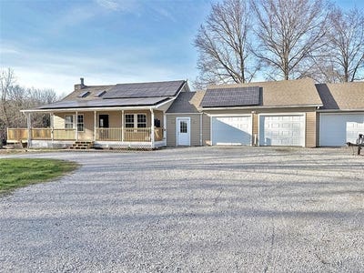 /international/us/456-nw-151-st-road-clinton-mo-110106378450/