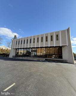 /international/us/123-old-york-road-jenkintown-pa-110107343830/