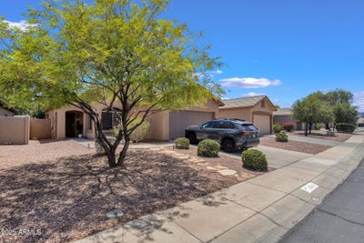 /international/us/12913-w-rosewood-drive-el-mirage-az-110100834876/