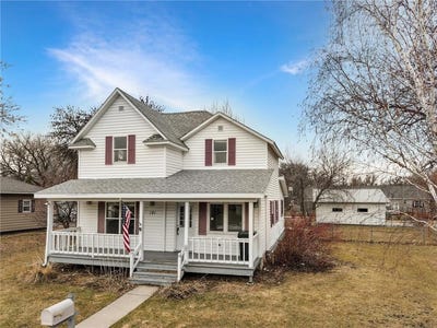 /international/us/221-w-park-avenue-warren-mn-110107765123/