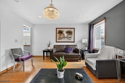 /international/us/99-bruen-st-newark-city-nj-110107017160/