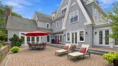 /international/us/180-surplus-st-duxbury-ma-110110372637/
