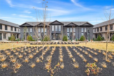 /international/us/4613-s-47th-street-rogers-ar-110103678006/