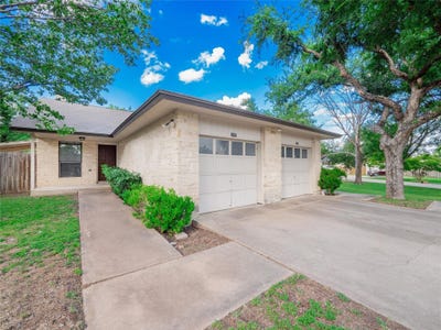 /international/us/1745-1747-horseshoe-cir-round-rock-tx-110100456427/