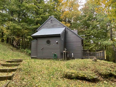 /international/us/19-view-road-wilmington-vt-110120460289/