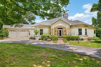 /international/us/100-tolbert-lane-dunmor-ky-110108874833/