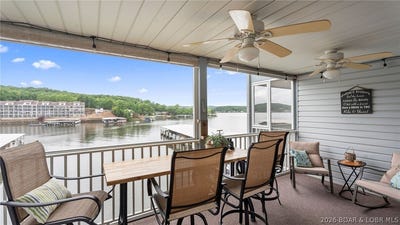 /international/us/267-vision-drive-camdenton-mo-110108227802/