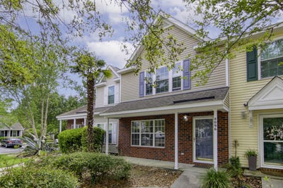 /international/us/8096-shadow-oak-dr-drive-north-charleston-sc-110099774198/