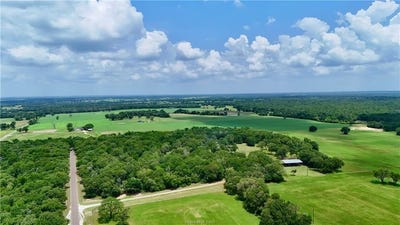 /international/us/938-schubrych-antis-rd-20-99-acres-bremond-tx-110100264657/