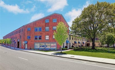 /international/us/555-south-water-street-providence-ri-110100149772/