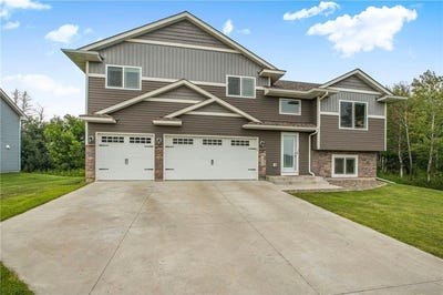 /international/us/1008-nelson-avenue-mora-mn-110101450376/