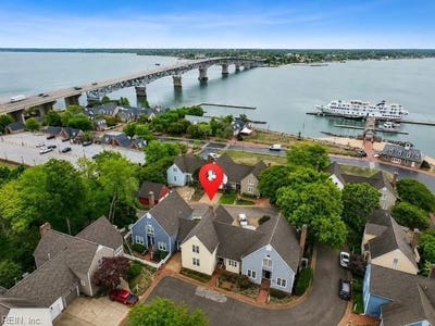 /international/us/116-chischiak-watch-yorktown-va-110108109950/