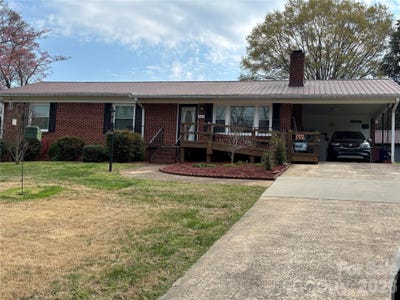 /international/us/503-9th-avenue-sw-conover-nc-110106099857/