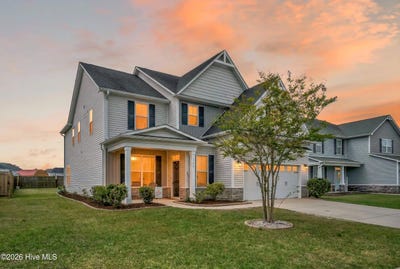 /international/us/745-heartwood-drive-winnabow-nc-110107354315/