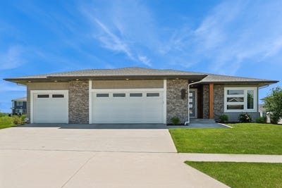/international/us/2122-leopold-drive-ames-ia-110108549234/