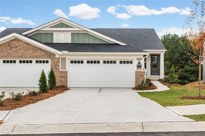 /international/us/37-village-drive-dawsonville-ga-110108335162/