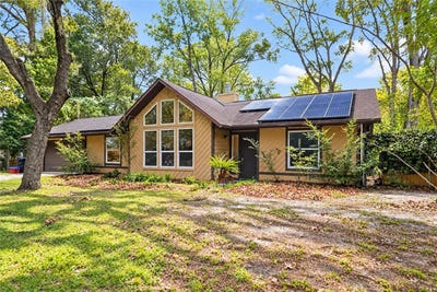 /international/us/7304-sw-18th-place-gainesville-fl-110120463185/