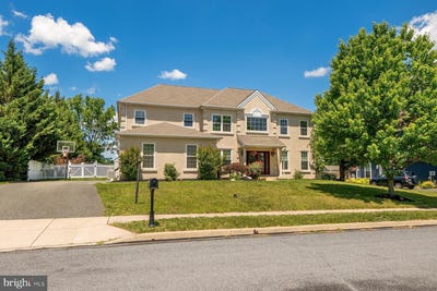 /international/us/125-summer-hill-drive-gilbertsville-pa-110107434498/