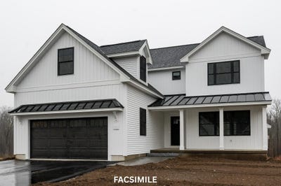 /international/us/12-robin-way-chester-nh-110105257339/