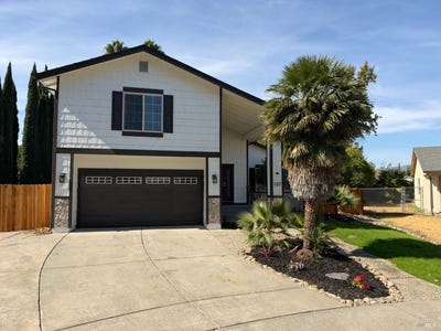 /international/us/137-valhalla-court-vacaville-ca-110119965148/