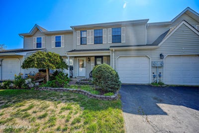 /international/us/44-mariners-cove-freehold-nj-110107663840/