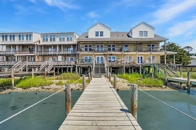 /international/us/7442-e-side-rd-chincoteague-va-110108200116/