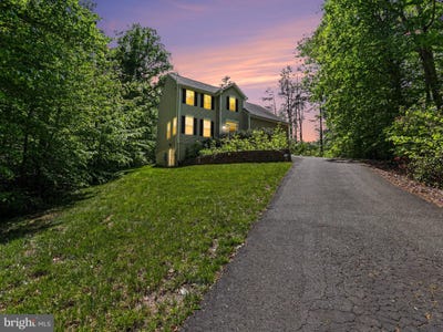 /international/us/9811-catharpin-road-spotsylvania-va-110107939817/