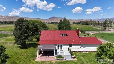 /international/us/3100-challis-creek-road-challis-id-110100446839/