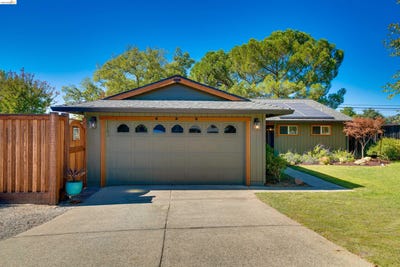 /international/us/5502-sparas-st-loomis-ca-110107803455/