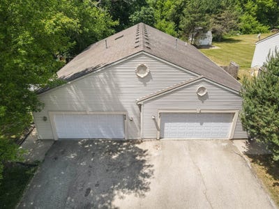 /international/us/437-swanson-court-twin-lakes-wi-110109025832/