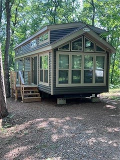 /international/us/28134-overland-trailway-webster-wi-110100767223/