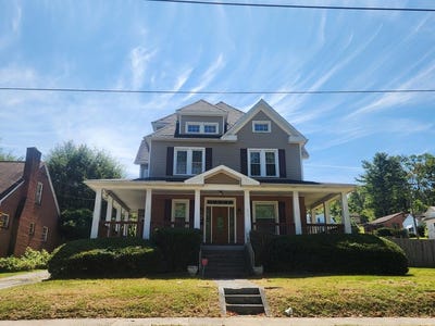 /international/us/653-albemarle-st-bluefield-wv-110102214108/