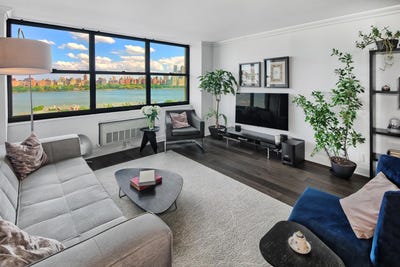/international/us/7004-blvd-e-guttenberg-nj-110119868194/