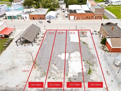/international/us/118-e-main-street-colfax-il-110108450879/