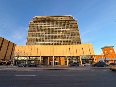 /international/us/7234-w-north-avenue-elmwood-park-il-110107883234/