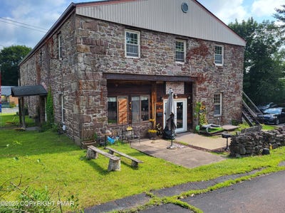 /international/us/243-main-street-white-haven-pa-110101149499/?lang=en