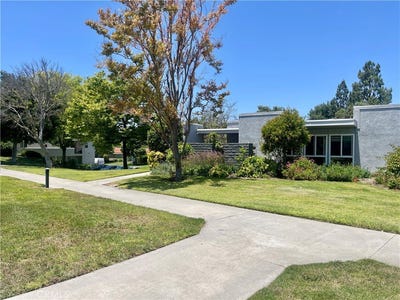 /international/us/2205-via-mariposa-e-laguna-woods-ca-110100421439/
