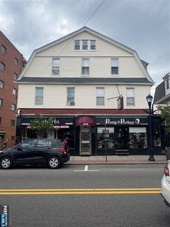 /international/us/639-palisade-cliffside-park-nj-110107892788/