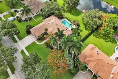 /international/us/10324-sw-26th-street-davie-fl-110109053397/