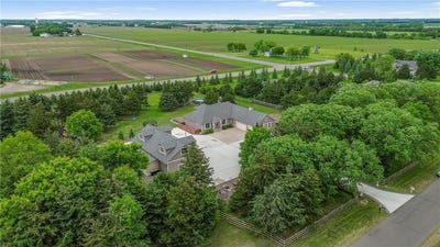 /international/us/18270-184th-avenue-nw-big-lake-mn-110100246634/