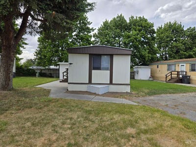 /international/us/198-s-hills-rd-twin-falls-id-110108416346/