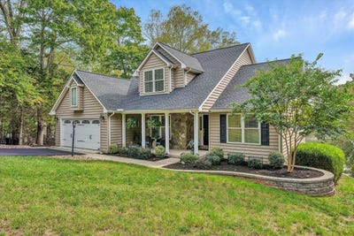 /international/us/810-forest-lawn-dr-moneta-va-110120532224/