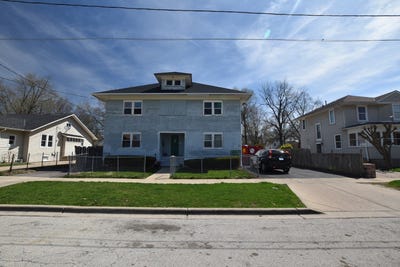 /international/us/545-hammond-avenue-aurora-il-110107688695/