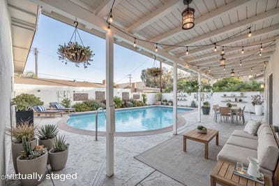 /international/us/1313-n-crestlane-place-anaheim-ca-110110342273/