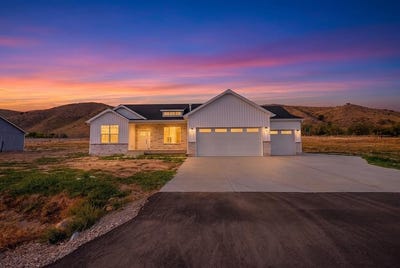 /international/us/2300-castle-creek-inkom-id-110106466756/