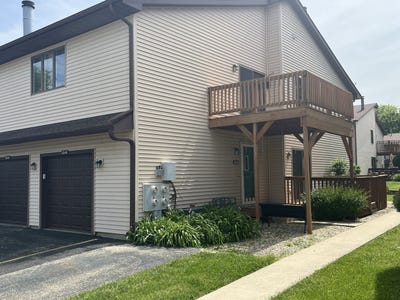 /international/us/1846-kerrybrook-court-sycamore-il-110108499569/