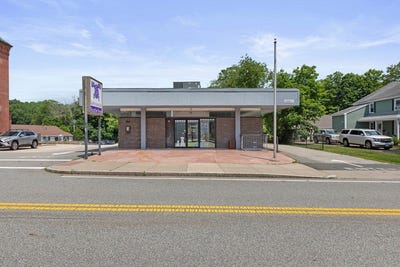 /international/us/12-school-st-merrimac-ma-110100472818/
