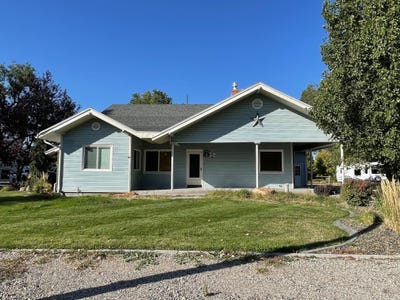 /international/us/89-w-center-street-blackfoot-id-110103113564/