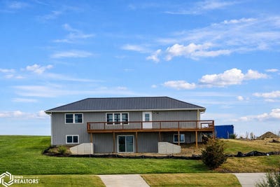 /international/us/1000-lake-circle-ellston-ia-110106093618/